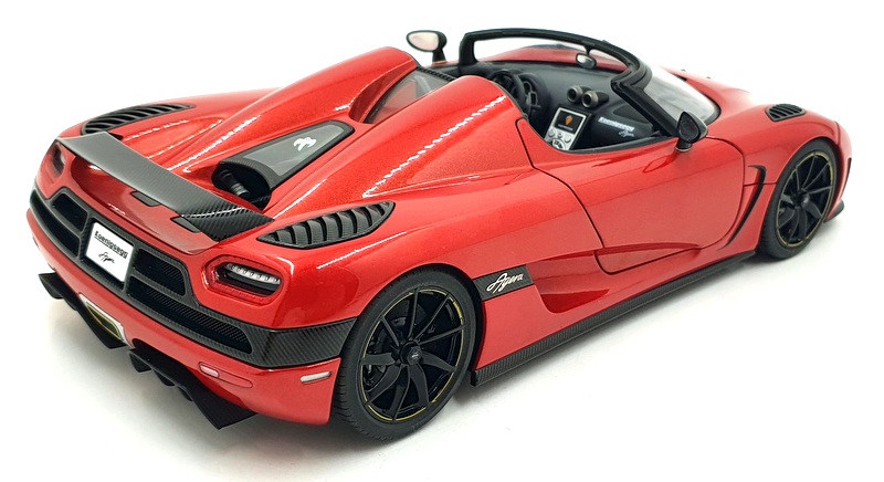 Autoart 1/18 Scale Diecast 79007 - Koenigsegg Agera - Red