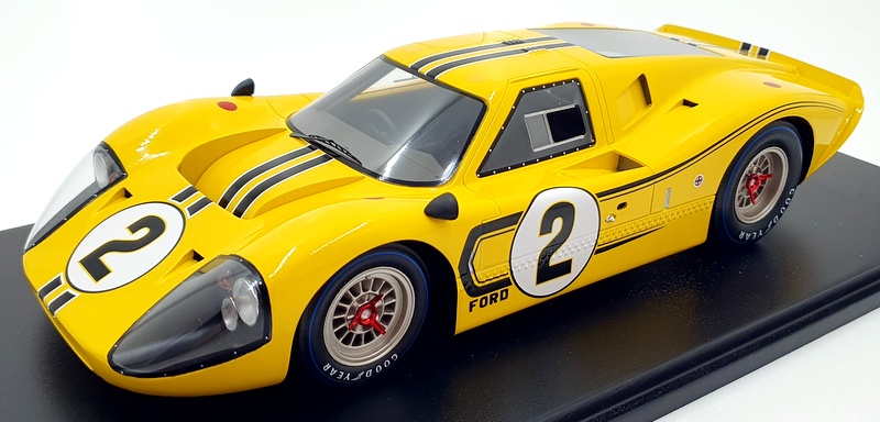 Spark 1/18 Scale Resin 18S681 - Ford GT40 MKIV 4th Le Mans