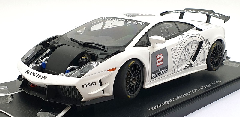 Autoart 1/18 Scale Diecast 74689 - Lamborghini Gallardo LP560-4