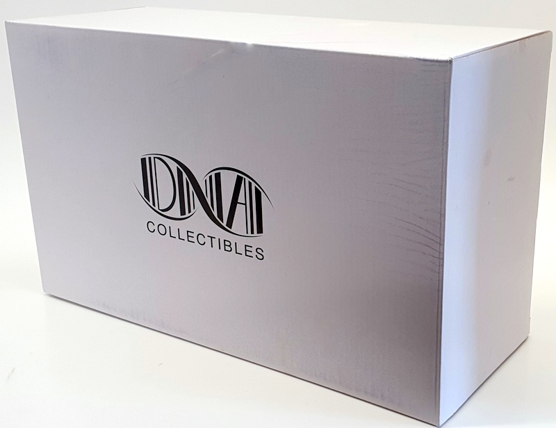 DNA Collectibles 1/18 Scale 000032 - 2011 Saab 9 4 X - Crystal Red DNA Collectibles 1/18 Scale 000032 - 2011 Saab 9 4 X - Crystal Red