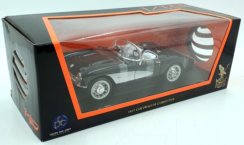 Road Signature 1/18 Scale 92018 - 1957 Chevrolet Corvette - Black/White