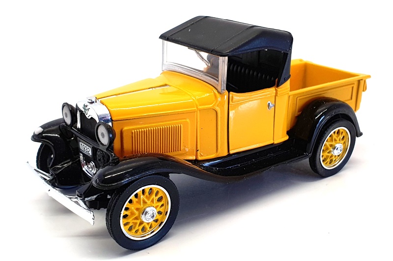 National Motor Museum Mint 1/32 Scale SS-C5060 - 1932 Chevrolet Open Cab Pick Up