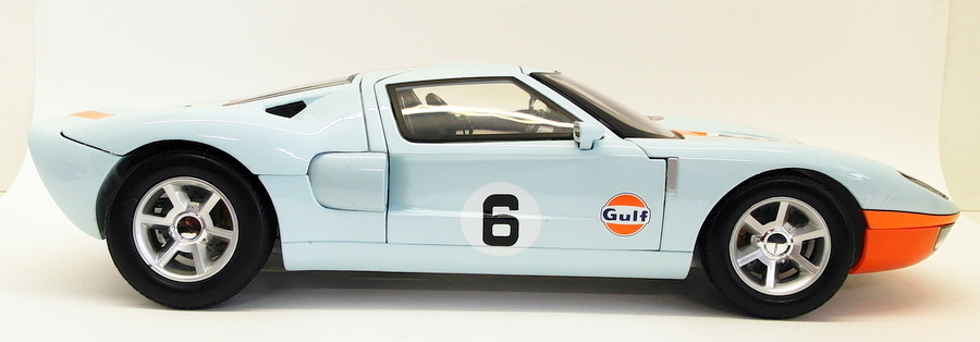 Motormax 1/12 Scale Model Car 79639 - Ford GT Concept - Gulf