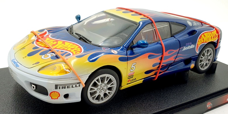 Hot Wheels 1/18 Scale Diecast 29619 - Ferrari 360 Modena - Hot