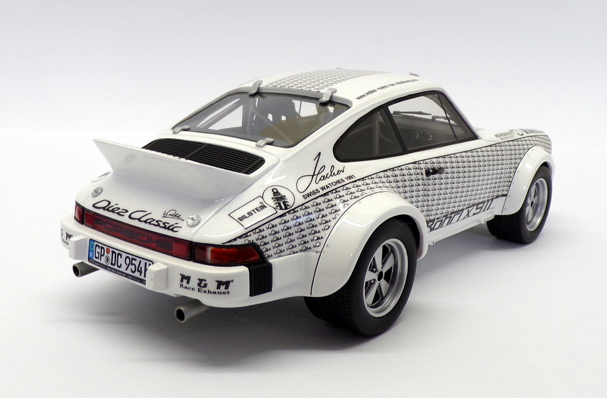 高い品質 450025100 Scale 1/18 Schuco - 911 x Röhrl 911 Porsche ミニカー
