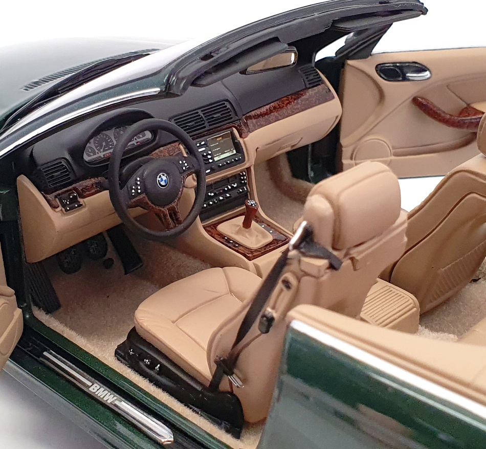 Kyosho 1/18 Scale 80 43 0 009 757 - BMW 3 Series Convertible - Green