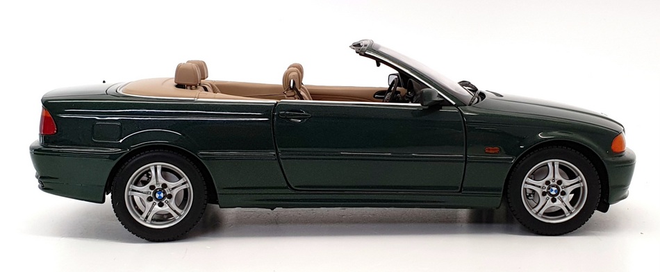 Kyosho 1/18 Scale 80 43 0 009 757 - BMW 3 Series Convertible - Green