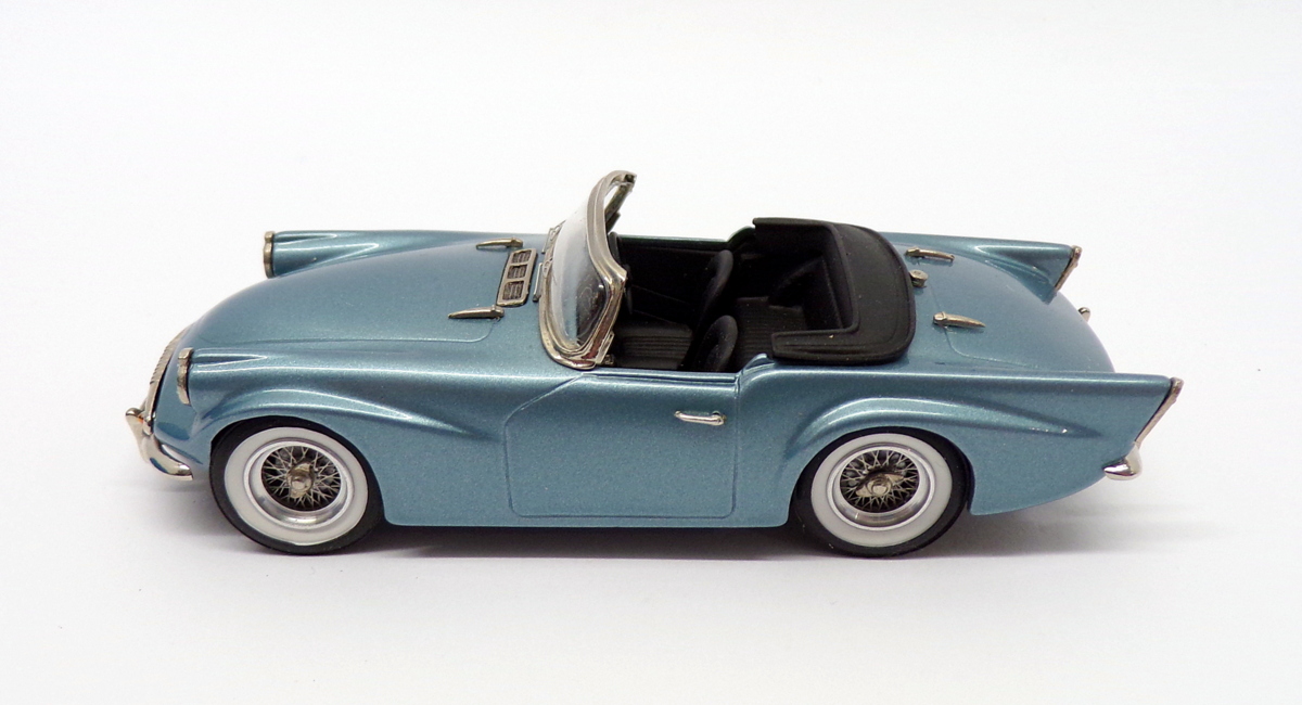 Crossway Models 1/43 Scale CM20 1959 Daimler SP250 Dart Met Lgt
