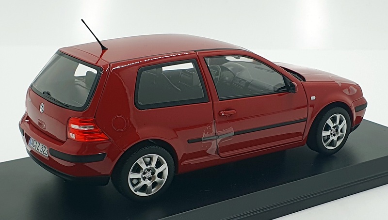 Norev 1/18 Scale Diecast 188573 - 2002 VW Golf - Red