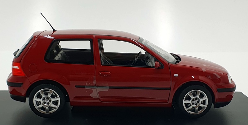 Norev 1/18 Scale Diecast 188573 - 2002 VW Golf - Red