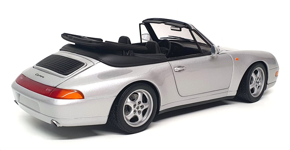 UT models Porsche 911 1:18 シルバー s-l400.jpg