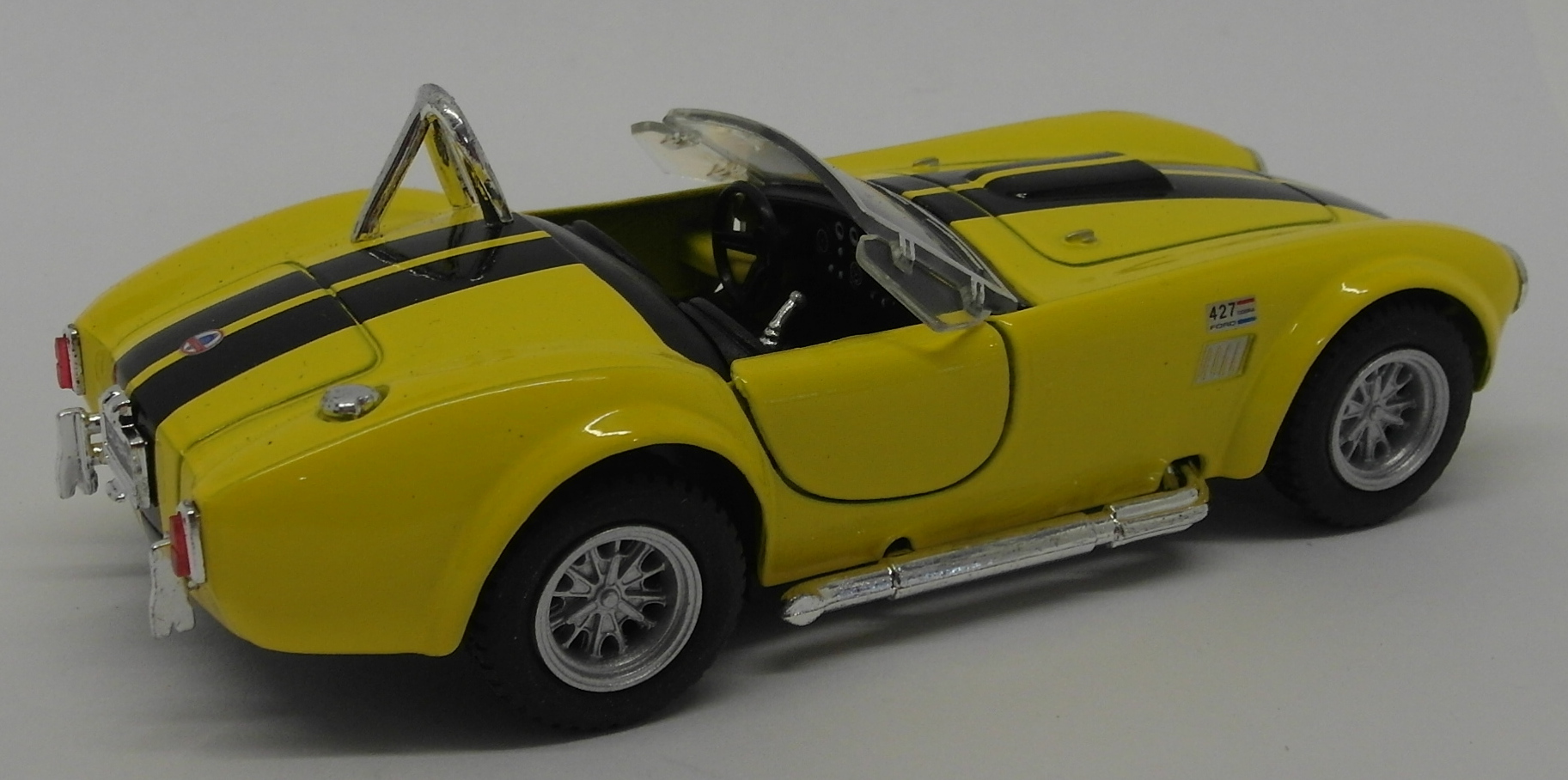 1965 Shelby Cobra 427 S/C Yellow - Kinsmart Pull Back & Go Diecast Metal Model