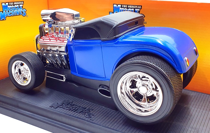 Muscle Machine 1/18 Scale Diecast 61198 - 1932 Ford Roadster