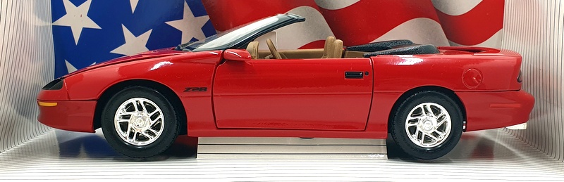 Ertl American Muscle 1/18 Scale Diecast 7232 - 1996 Chevrolet