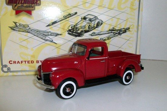 MATCHBOX - YTC03-M 1940 FORD PICK-UP - RED