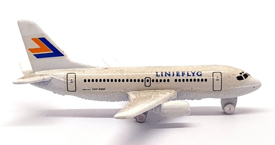 Schabak 1/600 Scale 945/70 - Boeing 737-500 Aircraft - Linjeflyg