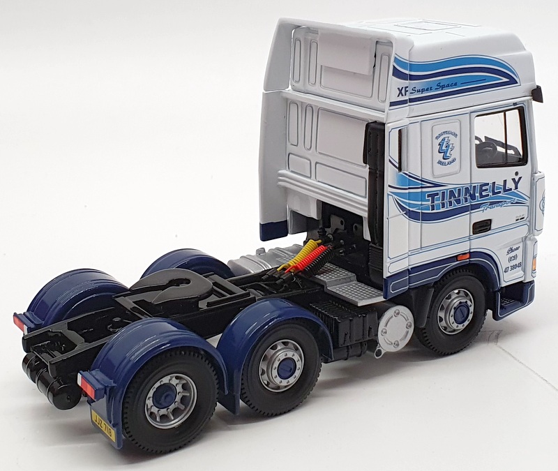 Corgi 1/50 Scale Model Truck CC13238 - DAF XF Super Space CAB 