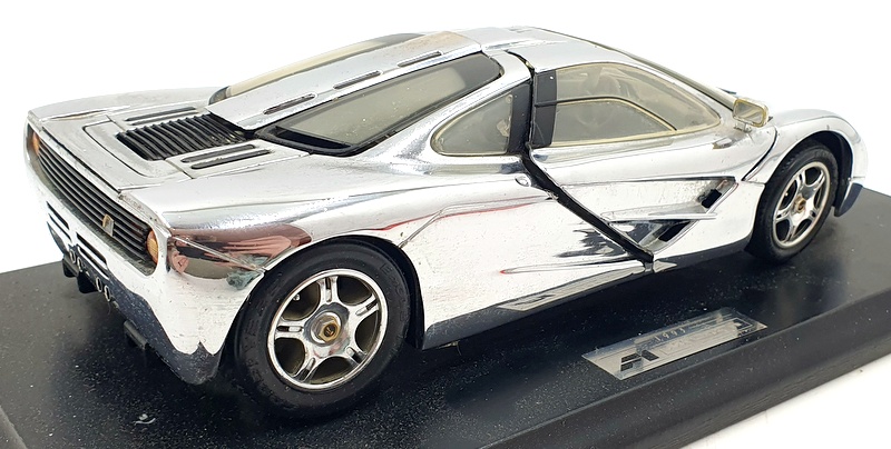 Maisto 1/18 Scale Diecast CHMC2 - Chrome Plated McLaren F1 1993 +