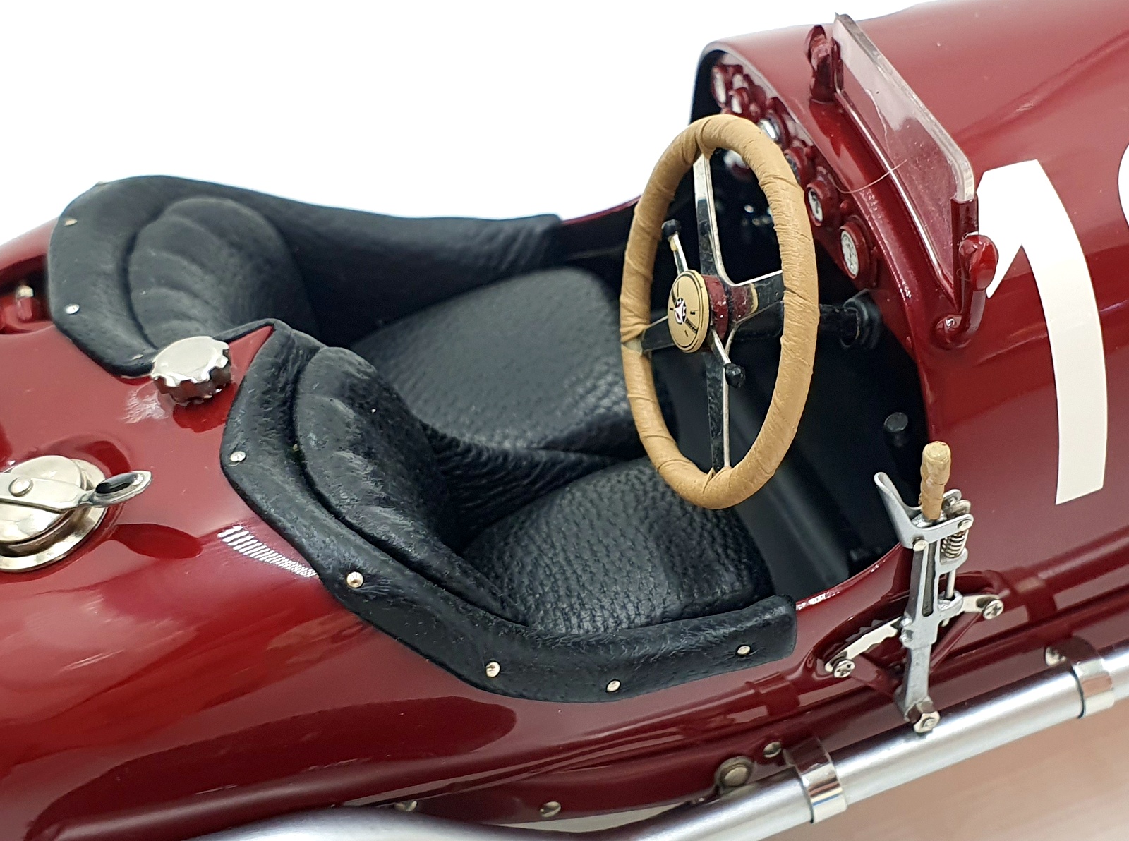 CMC 1/18 Scale Diecast M-048 - Mercedes Targa Florio 1924 #10 - Red CMC 1/18 Scale Diecast M-048 - Mercedes Targa Florio 1924 #10 - Red