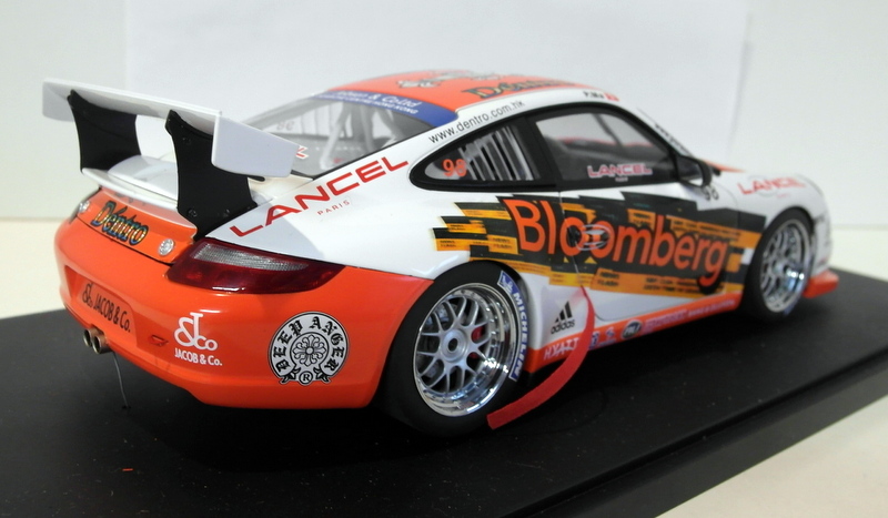 Autoart 1/18 Scale Diecast 80689 Porsche 997 GT3 Cup 2006 P