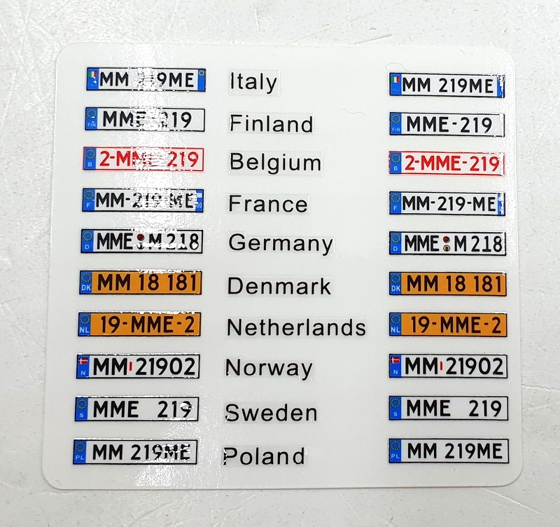 Marge Models 1/32 Scale 1912-03 Mercedes Benz Actros Gigaspace 6x2 Truck Silver