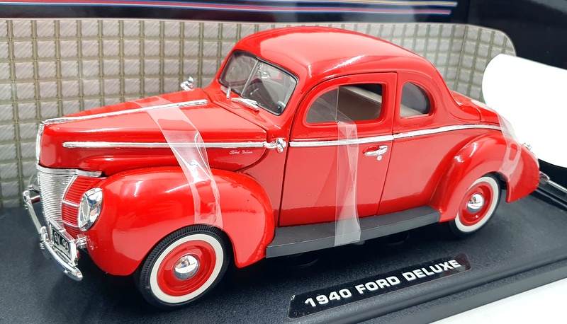 Motor Max 1/18 scale Diecast 73108 - 1940 Ford Deluxe - Red | eBay