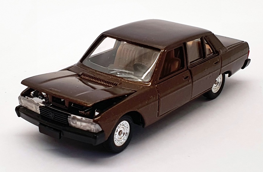 Solido 1/43 Scale Model Car 40 - Peugeot 604 - Brown