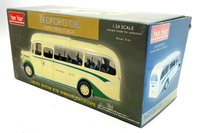Sun Star 1/24 Scale 5002 - 1947 Bedford OB Duple Vista - Southern