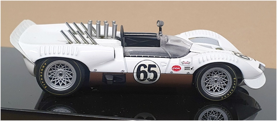 Autoart 1/43 Scale 66596 - Chaparral 2 Sport Racer 1965 - #65 White