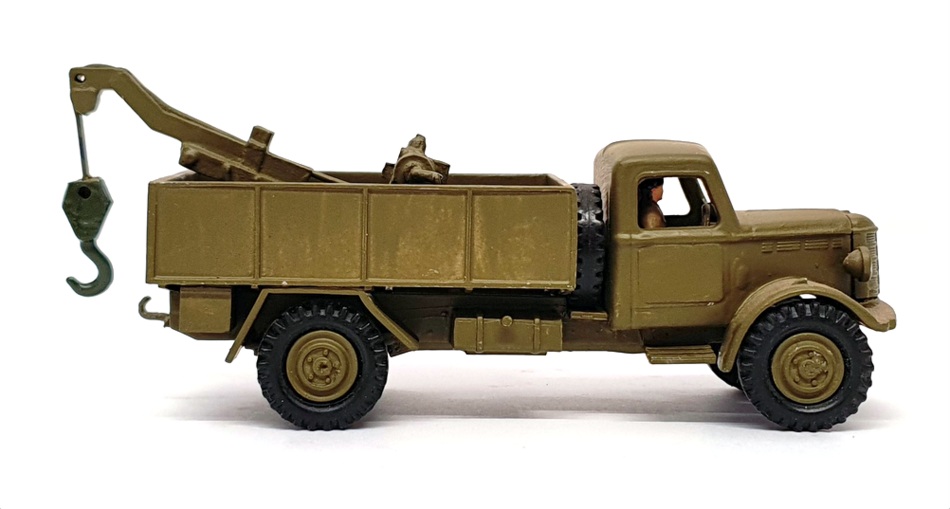 B&B Models 1/60 Scale BB01L - Bedford Military Tow Truck - Green