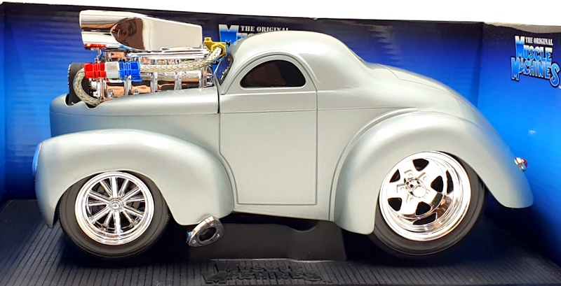 Muscle Machines 1/18 Scale Model 71166 - 1941 Willys Coupe - Silver Grey