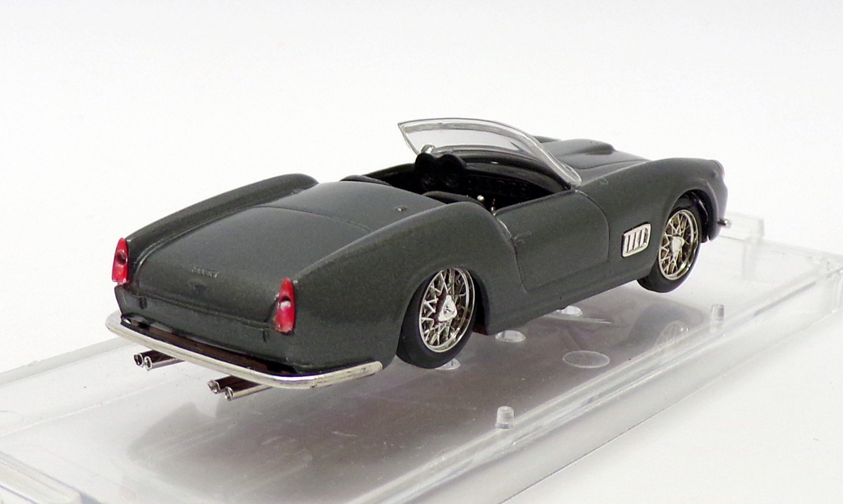 Vitesse 1/43 Scale 140 - 1960 Ferrari 250 Spyder California - Gunmetal Vitesse 1/43 Scale 140 - 1960 Ferrari 250 Spyder California - Gunmetal