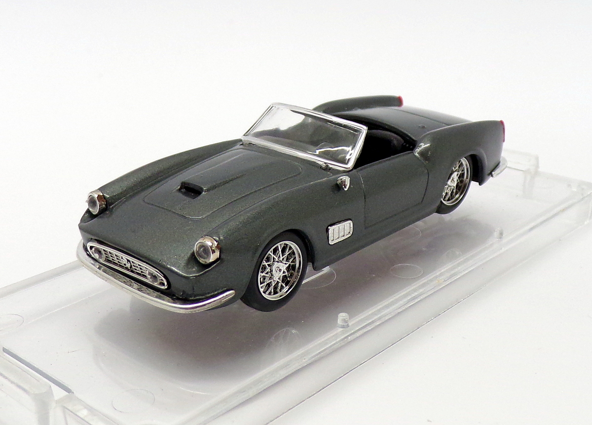 Vitesse 1/43 Scale 140 - 1960 Ferrari 250 Spyder California