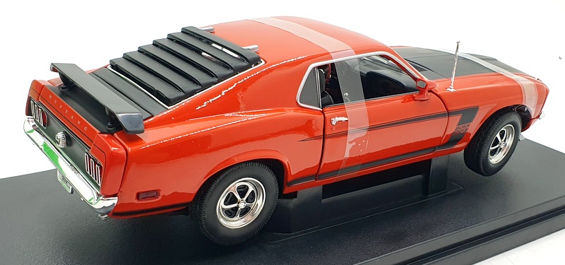 Welly 1/18 Scale Diecast 12516W - 1969 Ford Mustang Boss - Red