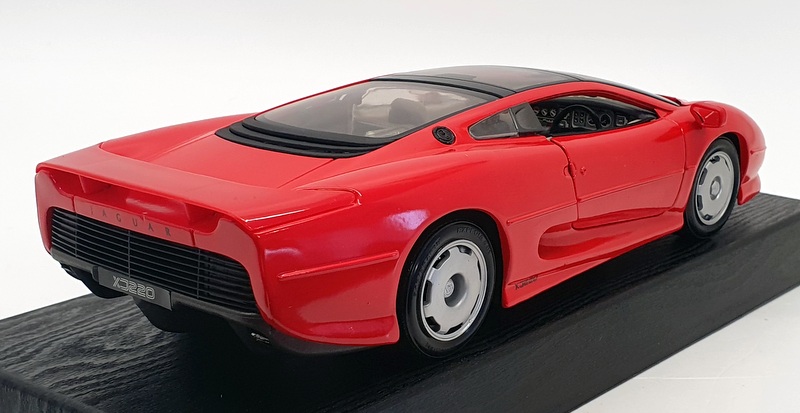 Maisto 1/18 scale Diecast 31807 - 1992 Jaguar XJ220 - Bright Red