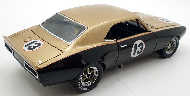 GMP 1/18 Scale diecast 13024 - 1968 Smokey Yunick Camaro #13