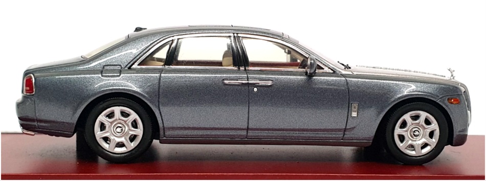 TSM Model 1/43 Scale TSM114321 - 2009 Rolls Royce Silver Ghost - Silver/Blue
