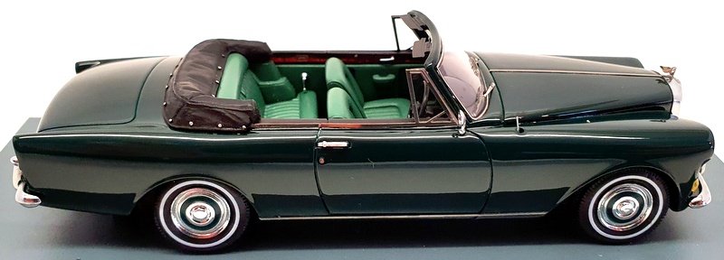 Neo 1/43 Scale NEO44162 - Bentley SIII Continental Mulliner Park Ward - Green Neo 1/43 Scale NEO44162 - Bentley SIII Continental Mulliner Park Ward - Green