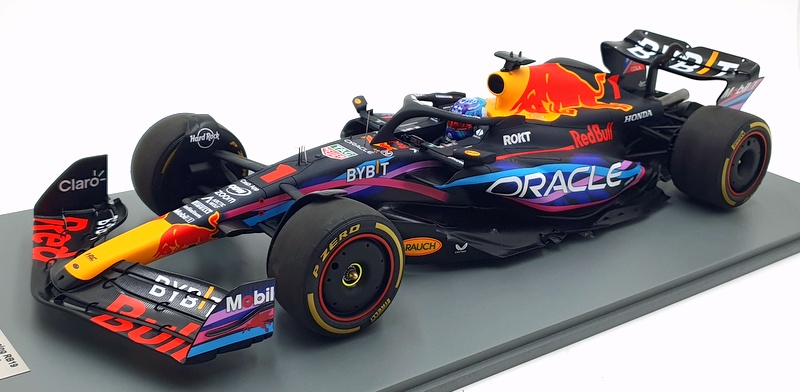 お歳暮ならオンライン Red Oracle 12S041 Scale 1/12 Spark Bull M F1 2023 Miami RB19 スポーツ選手