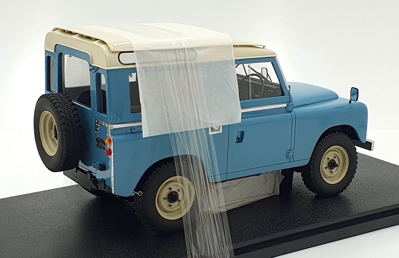 Cult Models 1/18 Scale CML114-1 - 1978 Land-Rover 88 Series III - Marine Blue