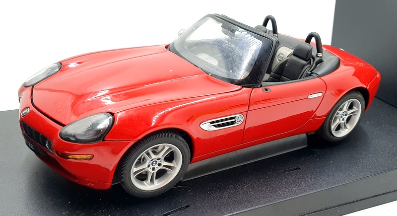 Autoart 1/18 Scale Diecast 70513 - BMW Z8 Convertible - Red
