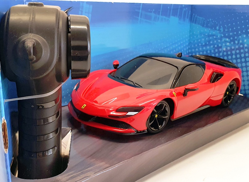 Maisto 1/24 Remote Control Car 2.4GHZ 82334 - Ferrari SF90 Stradale - Red Maisto 1/24 Remote Control Car 2.4GHZ 82334 - Ferrari SF90 Stradale - Red