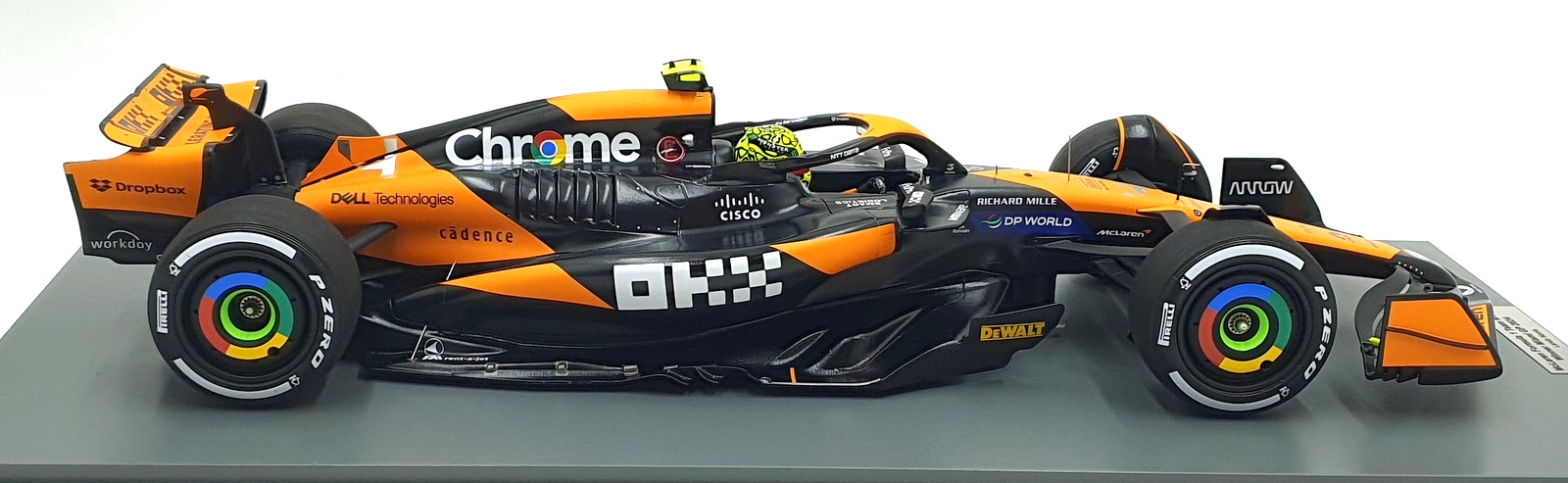 Spark 1/12 Scale 12S047 - McLaren F1 MCL38 Winner Miami 2024 #4 L.Norris Spark 1/12 Scale 12S047 - McLaren F1 MCL38 Winner Miami 2024 #4 L.Norris