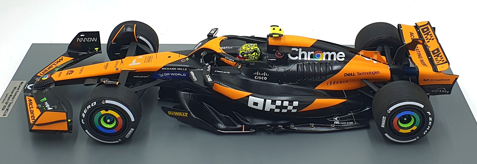 Spark 1/12 Scale 12S047 - McLaren F1 MCL38 Winner Miami 2024 #4 L.Norris Spark 1/12 Scale 12S047 - McLaren F1 MCL38 Winner Miami 2024 #4 L.Norris