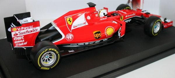 ミニカー Bburago Ferrari 1/18 S F15 T S. Vettel Burago 1/18 Scale Diecast Model 18-16801 Ferrari SF15-T - S