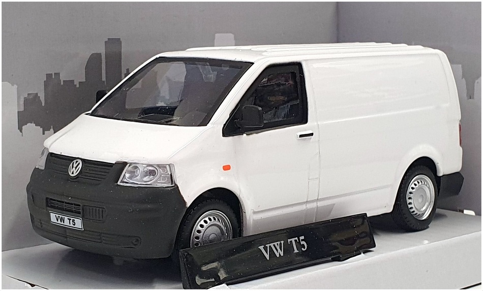 Cararama 1/43 Scale Diecast 462040 - Volkswagen T5 Van - White Cararama 1/43 Scale Diecast 462040 - Volkswagen T5 Van - White