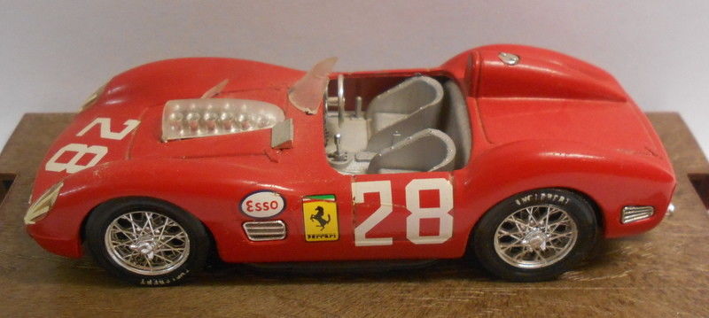 Brumm 1/43 Scale Model Car - R156 FERRARI 250 T R S HP 300 1960 #28
