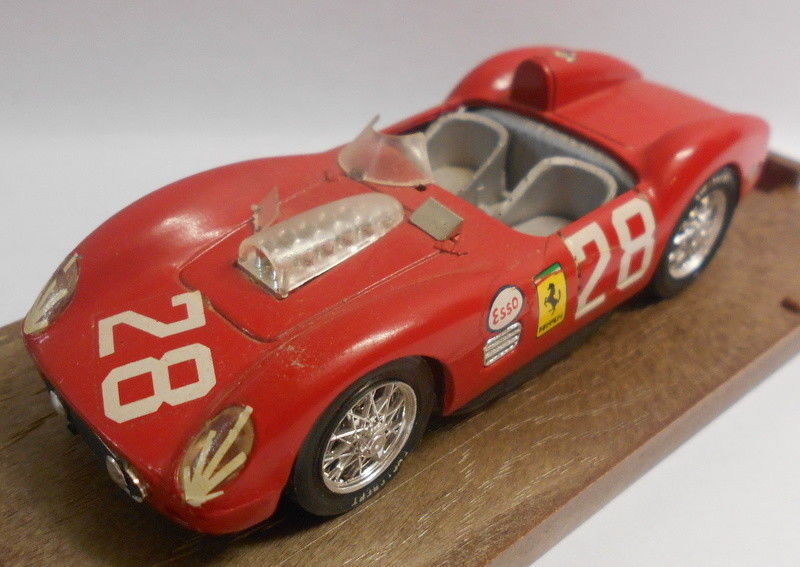 Brumm 1/43 Scale Model Car - R156 FERRARI 250 T R S HP 300 1960 #28