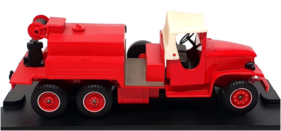 Verem 1/50 Scale Diecast 4002 - GMC Fire Truck - Red