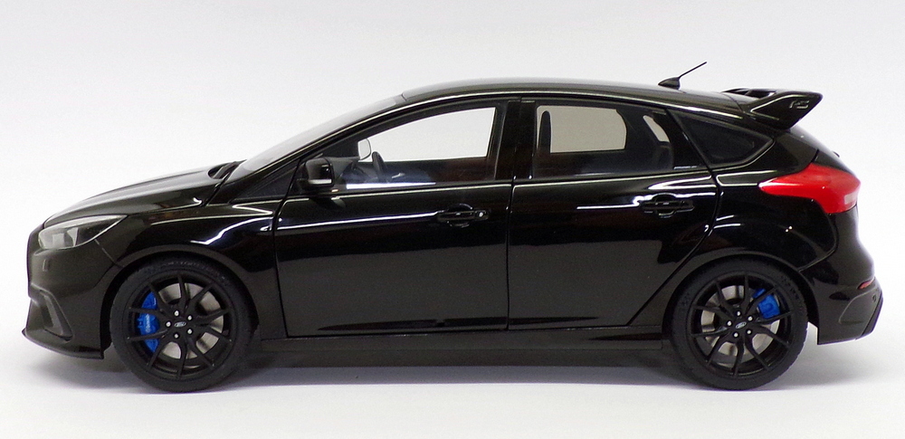 Autoart 1/18 Scale Model Car 72952 - 2016 Ford Focus RS - Shadow Black Autoart 1/18 Scale Model Car 72952 - 2016 Ford Focus RS - Shadow Black